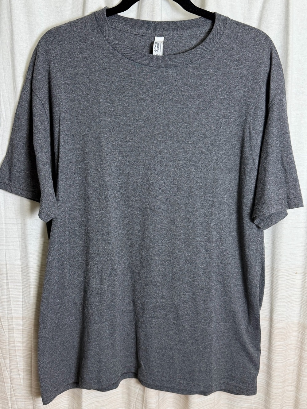 🌵 2 for $10
American Apparel | Heathered Gray Crewneck Tee | L